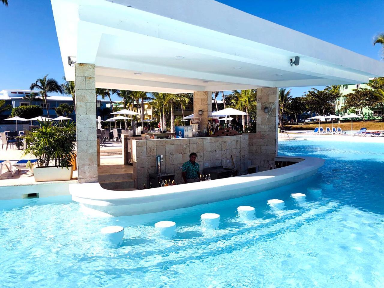 Senator Puerto Plata酒店 外观 照片 The pool bar at the W Hotel in Cancun