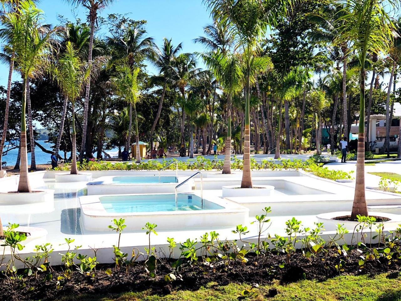 Senator Puerto Plata酒店 外观 照片 The pool at the resort